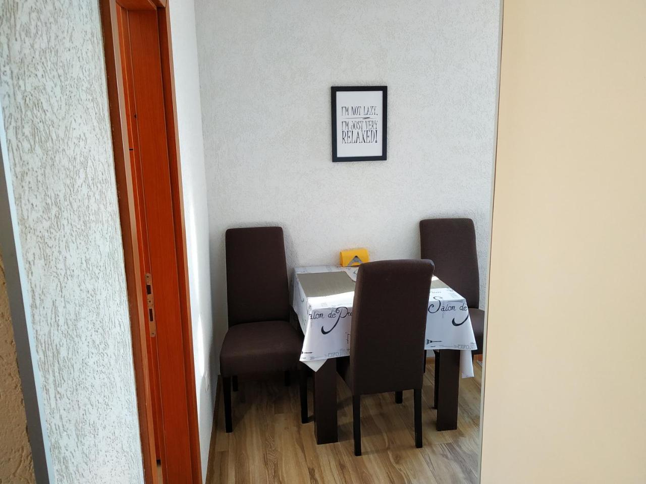 Apartment Dora Ποντγορίτσα Εξωτερικό φωτογραφία