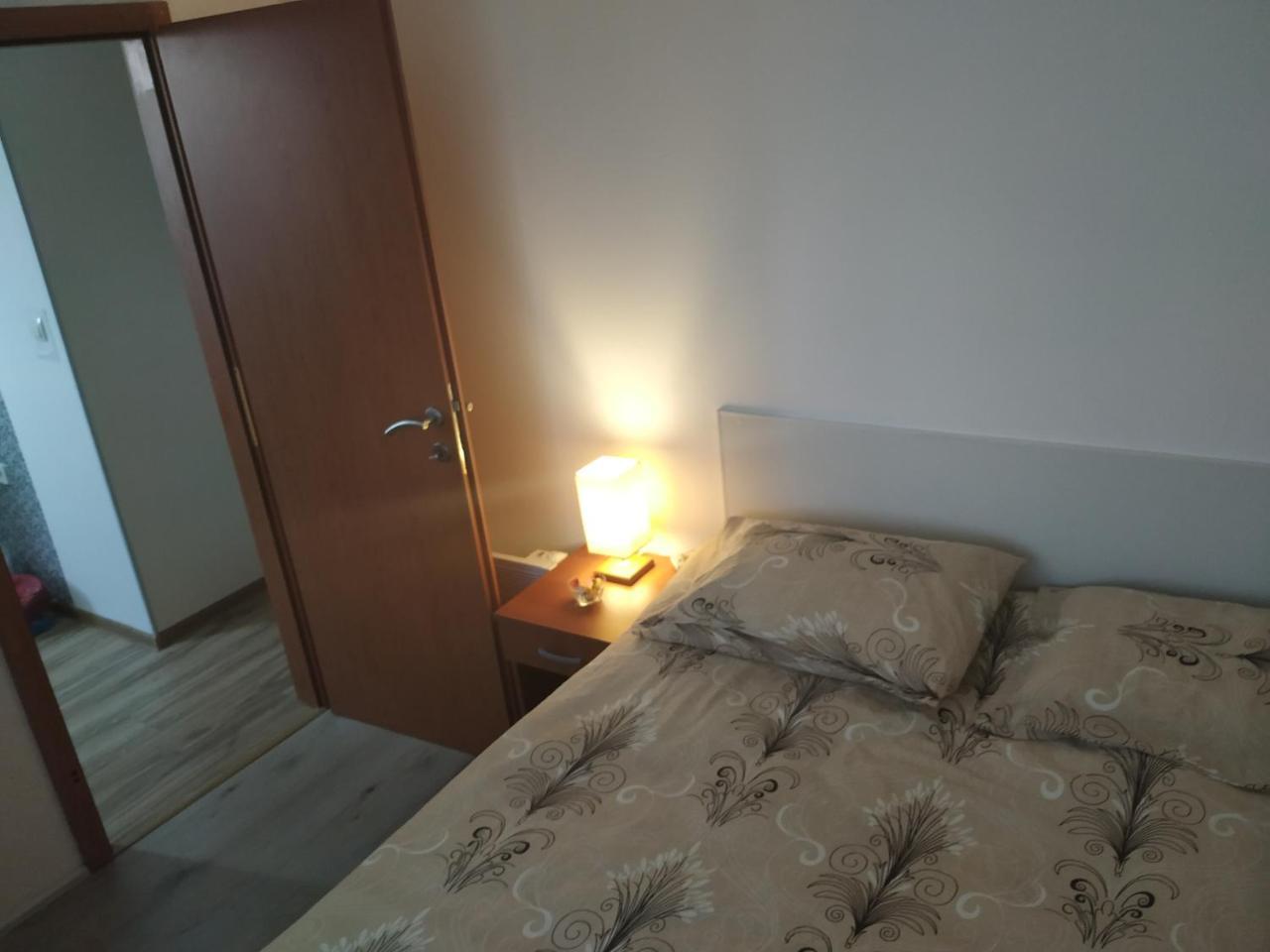 Apartment Dora Ποντγορίτσα Εξωτερικό φωτογραφία